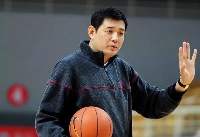 关于蒂姆新星重返赛场表现突出，曼联前途光明！引发球迷热议的信息-开云官方网站