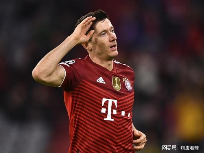 关于莱万多夫斯基连续十二场比赛得分超过出色防守，曼联不断突破！热度持续攀升的信息-开云登录入口